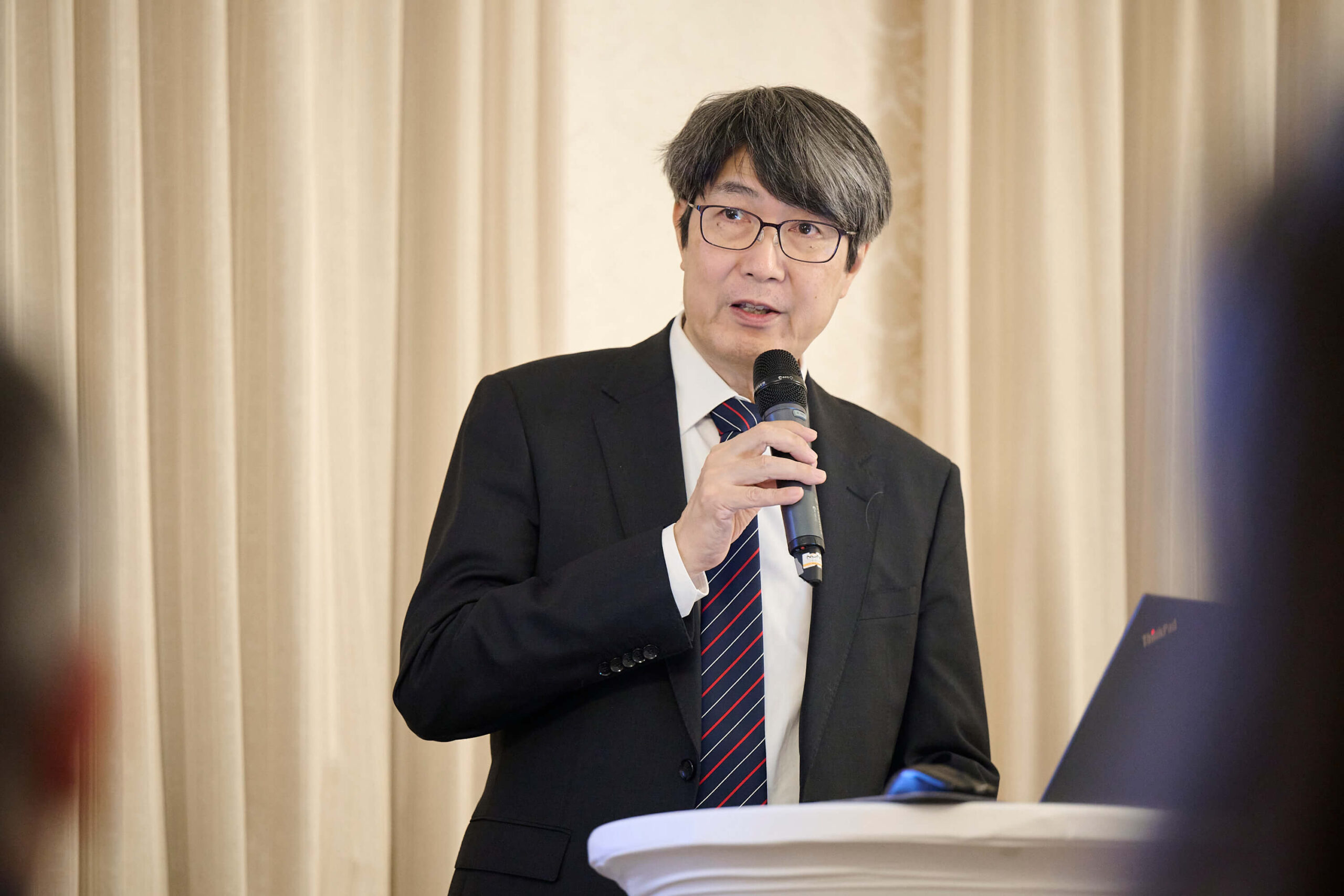 j-pharm-kirschbluetengespraeche-4